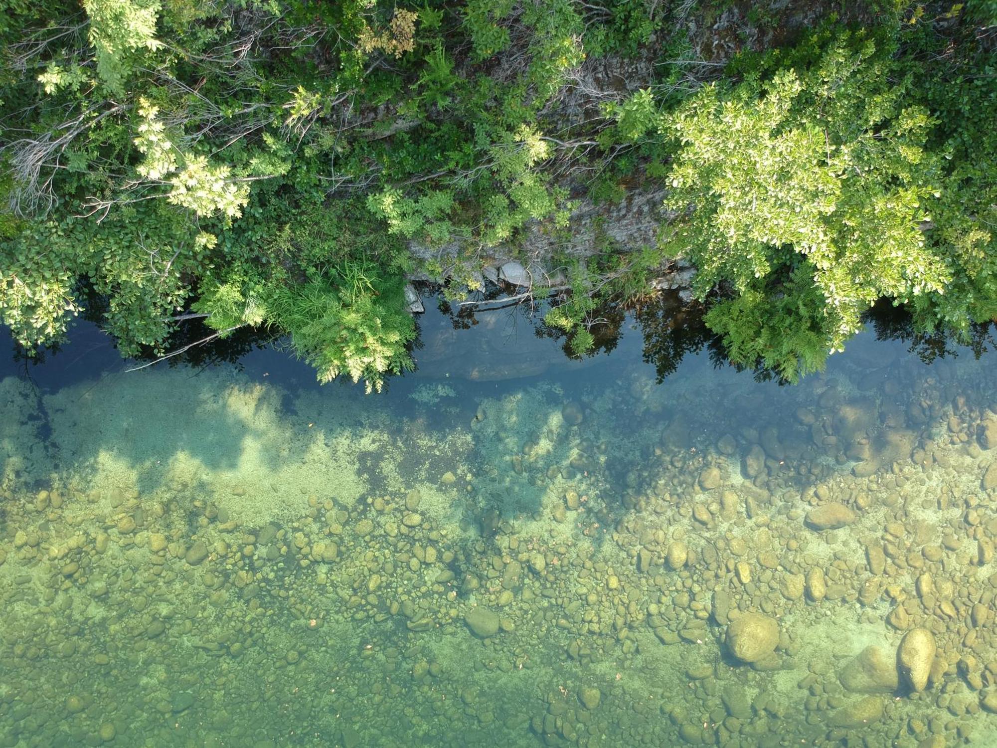 Villa Les Pieds Dans L'Eau Le Pont du Travo Buitenkant foto