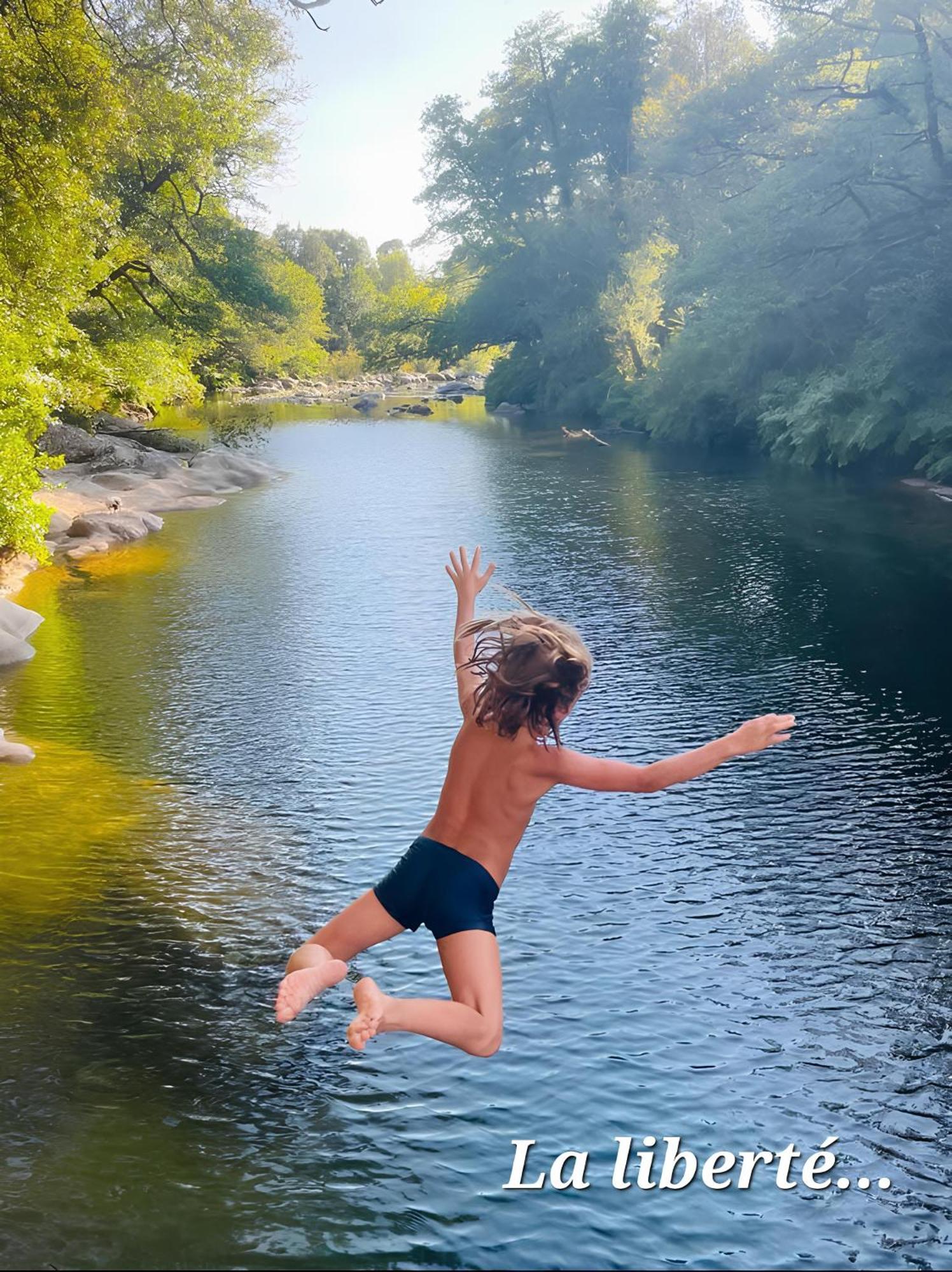 Villa Les Pieds Dans L'Eau Le Pont du Travo Buitenkant foto